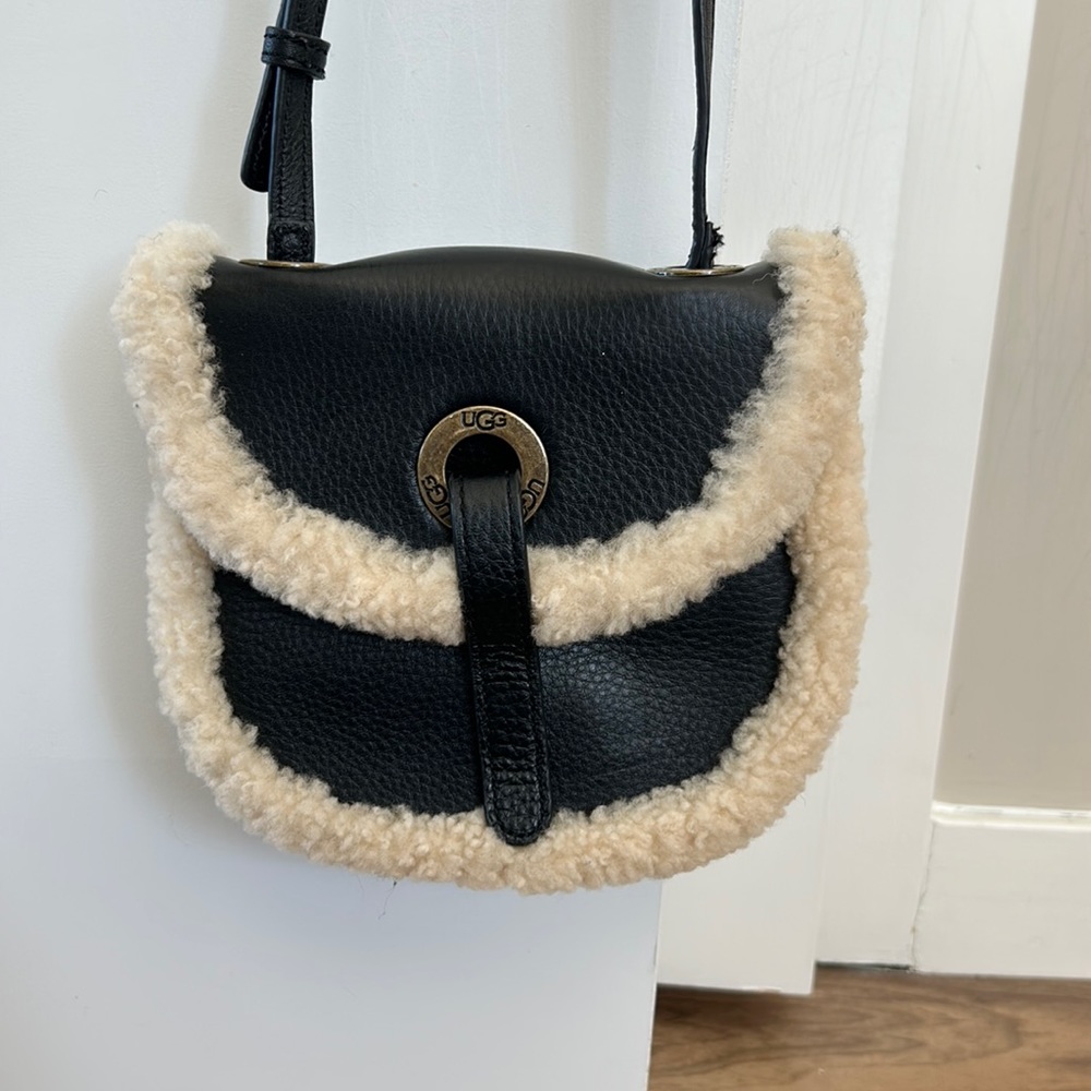 Crossbody bag
